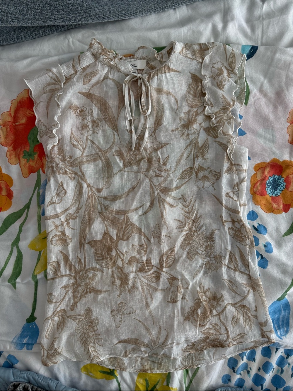 Flutter Sleeve Blouse with Cami